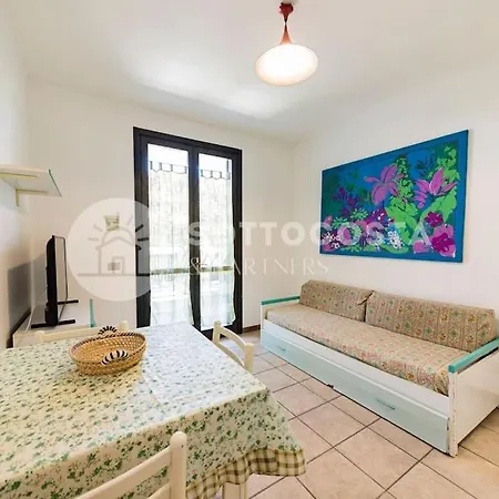 Apartment Junior Flat - *